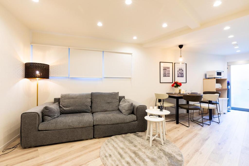 CityRevillas-C館
