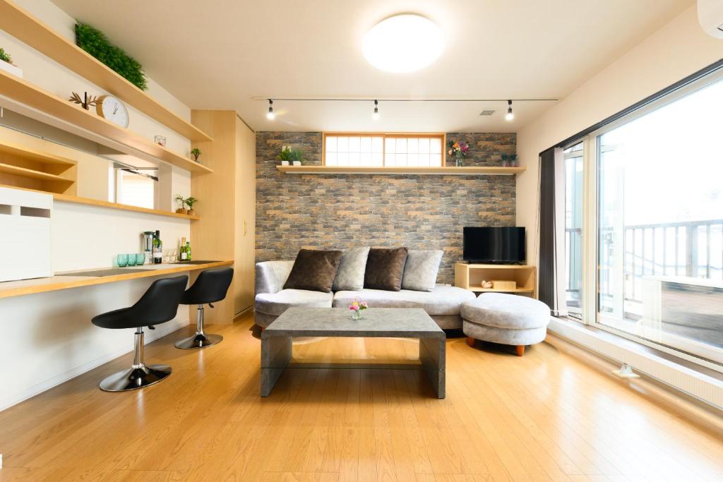 Crea House