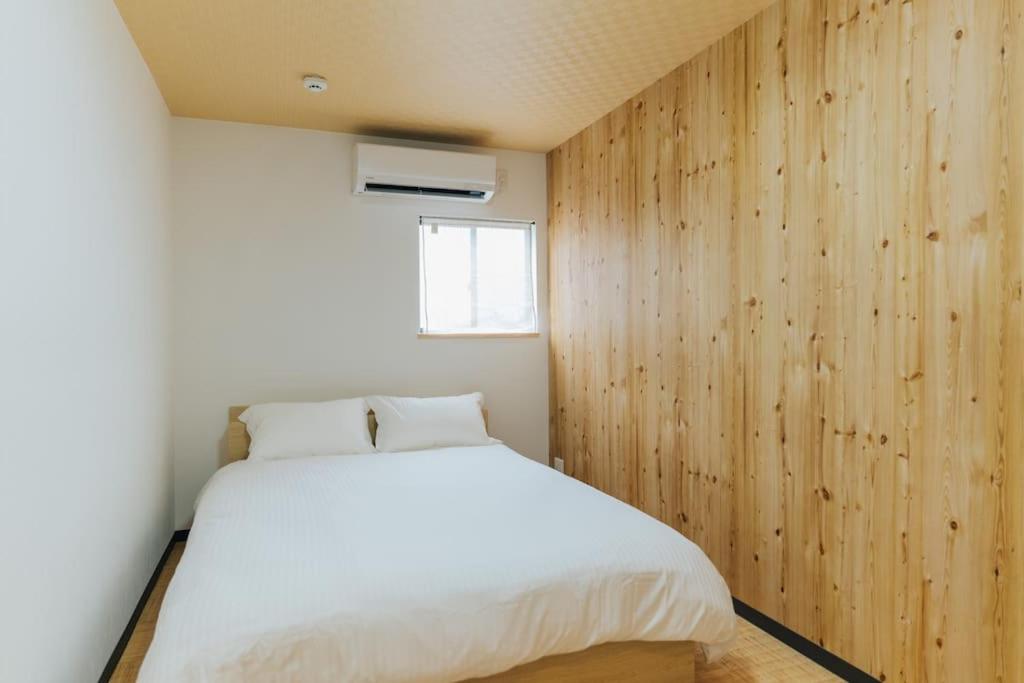 Crystal Exe Nipponbashi Mei Mei & Guest House
