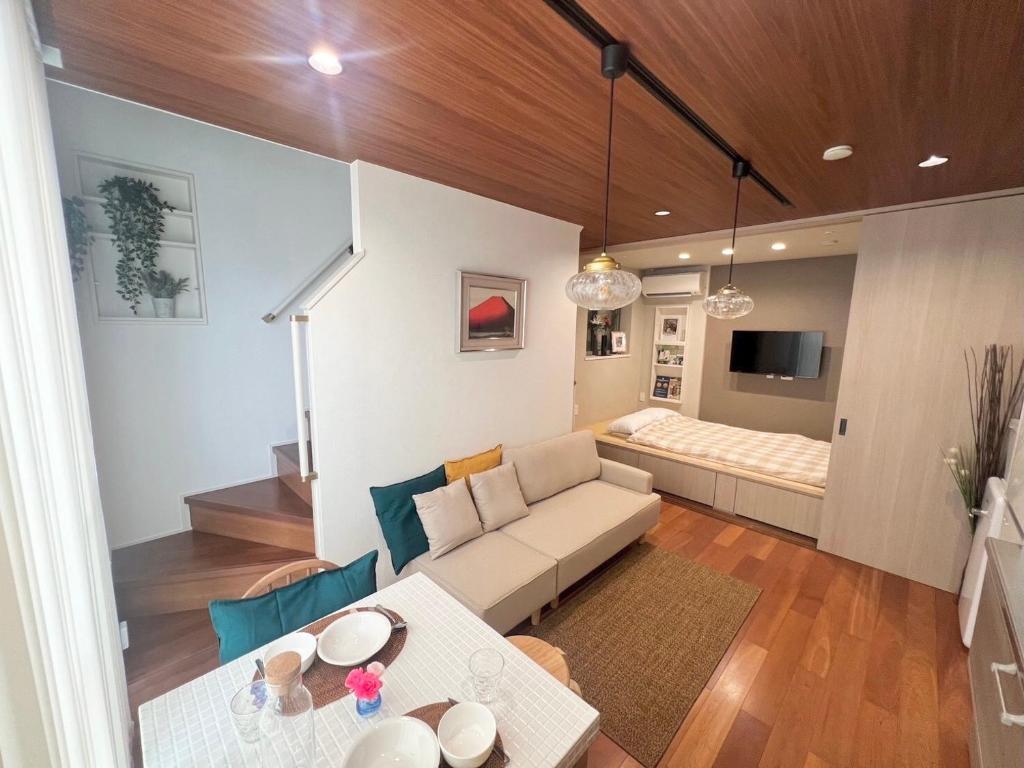 Honancho Entire house for rent 東京