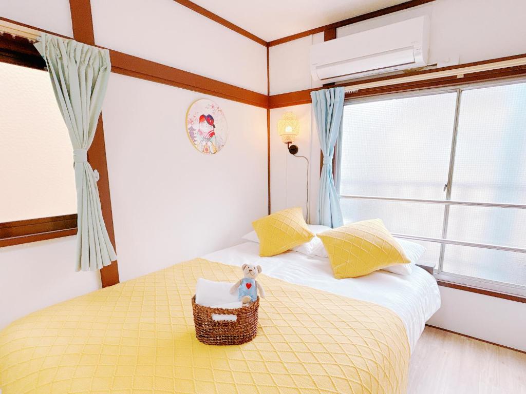 Ikebukuro area, two layer house, double subway,3 min walk to stn, 双地铁车站步行3分 直达新宿 涩谷 银座 池袋 皇居 最大6人