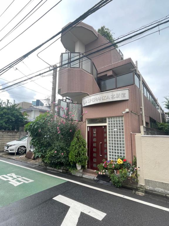 新宿安靜の家-A quiet home in Shinjuku - a 26 square meter double bed room that feels like home