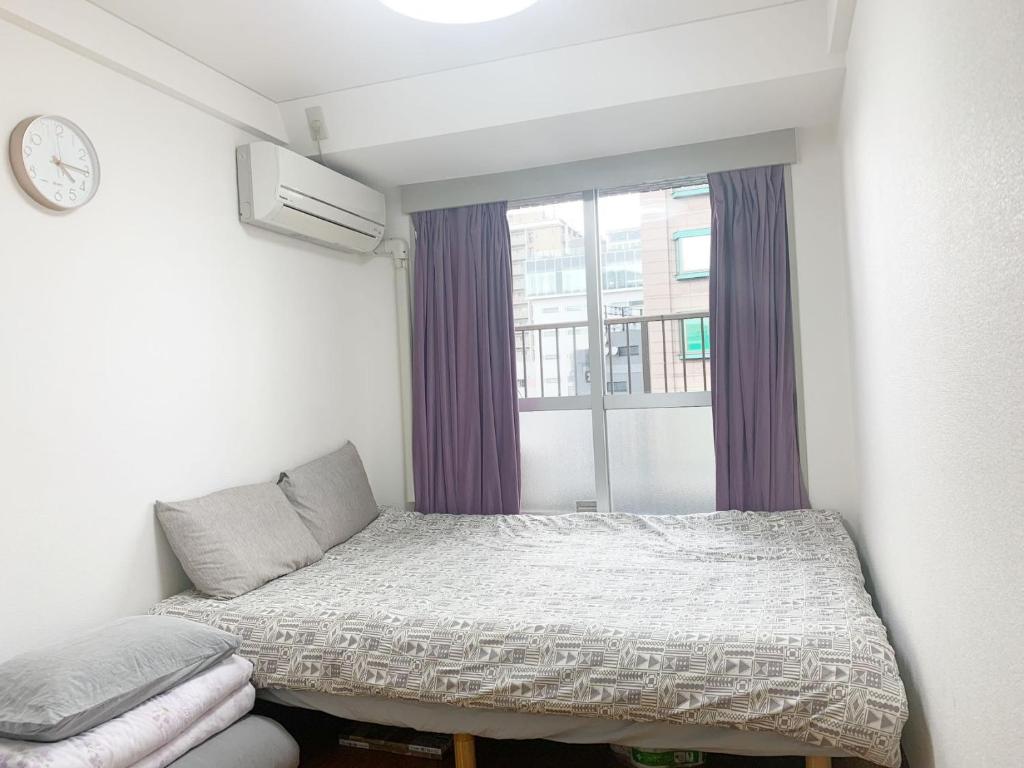 Shinjuku Center新宿中心! 3min walk from subway最近地铁站3分! Shinjuku Kabukicho新宿歌舞伎! 著名连锁大型公寓!高速无限制网路912