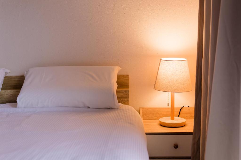 Shinjuku Waseda Earthtone Apartment