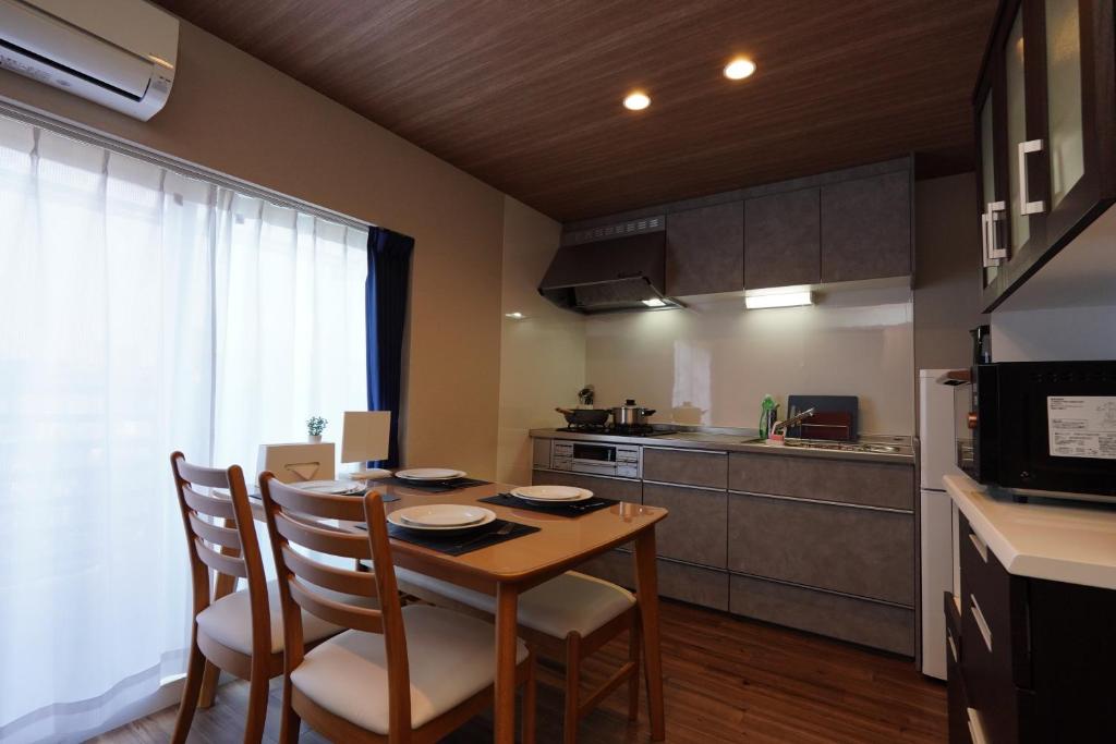 Accommodates up to 11 guests!!Staypia Condominium Namba Ebisu