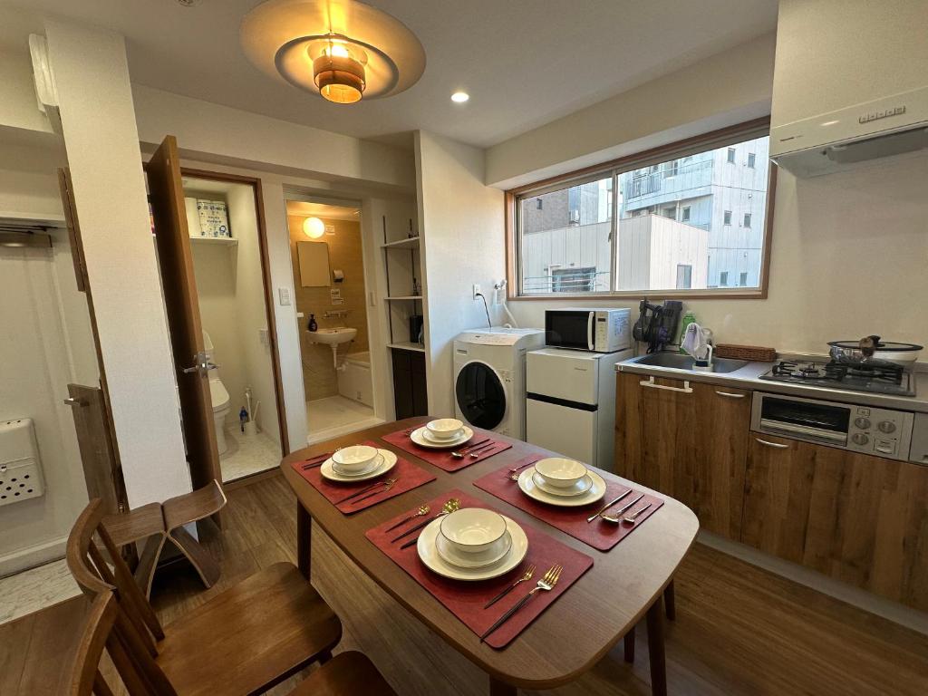 home story in Tokyo Ueno 東京屋語 in 小島ビル