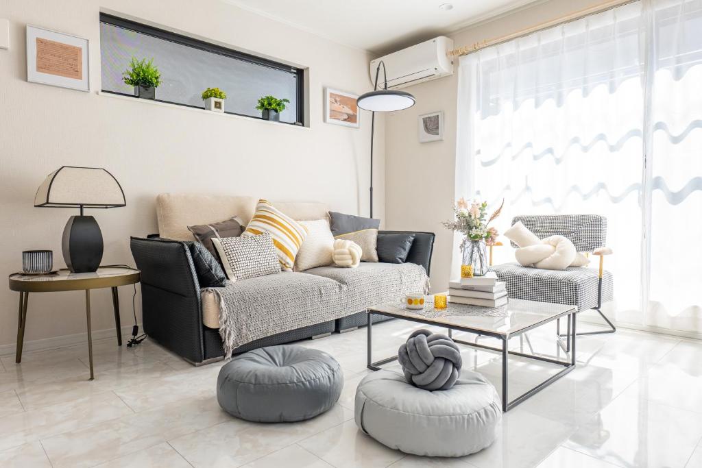 桜の川18 5 minutes Htsudai Station, 1 minute train to Shinjuku, 120㎡ villa, four bedrooms